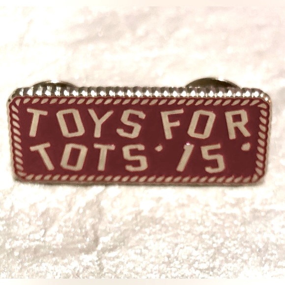 TOYS FOR TOTS  2015’ Red Rectangle Lapel Pin size 1x1 NWOT - Picture 2 of 4